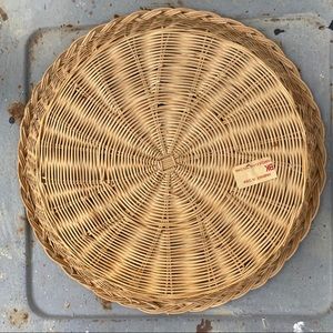 Vintage Accents - Vintage Flat Wicker Basket Vintage Accents - Vintage Flat Wicker Basket